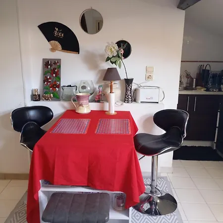 Meuble 265 Apartman *